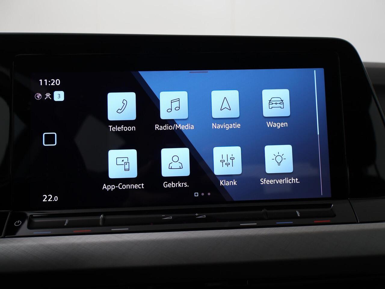 Volkswagen GOLF 1.0 TSI Life | 110 PK | Achteruitrijcamera | Navigatiesysteem | Adaptive cruise control |