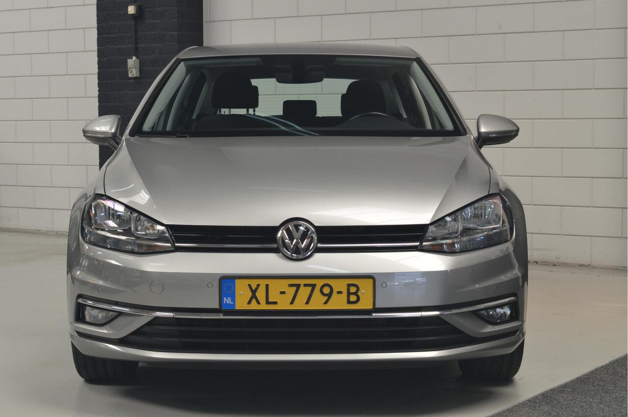 Volkswagen GOLF 1.0 TSI Comfortline // 117.000 km // CLIMA // ADAPTIVE CRUISE // TREKHAAK // NAVI //