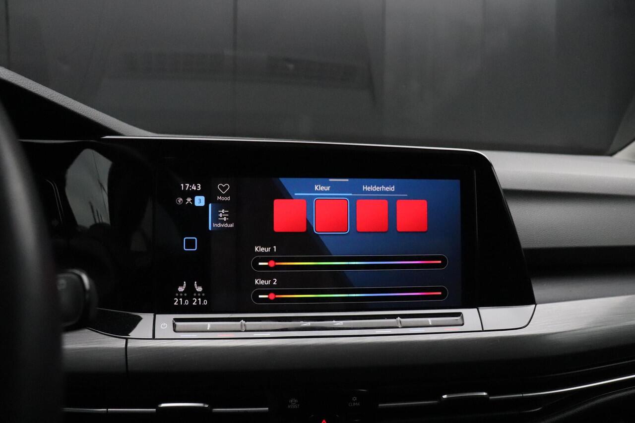 Volkswagen GOLF 1.5 TSI Style | MEMORY | PANODAK | HEAD-UP | CAMERA | NAVI | CRUISE |