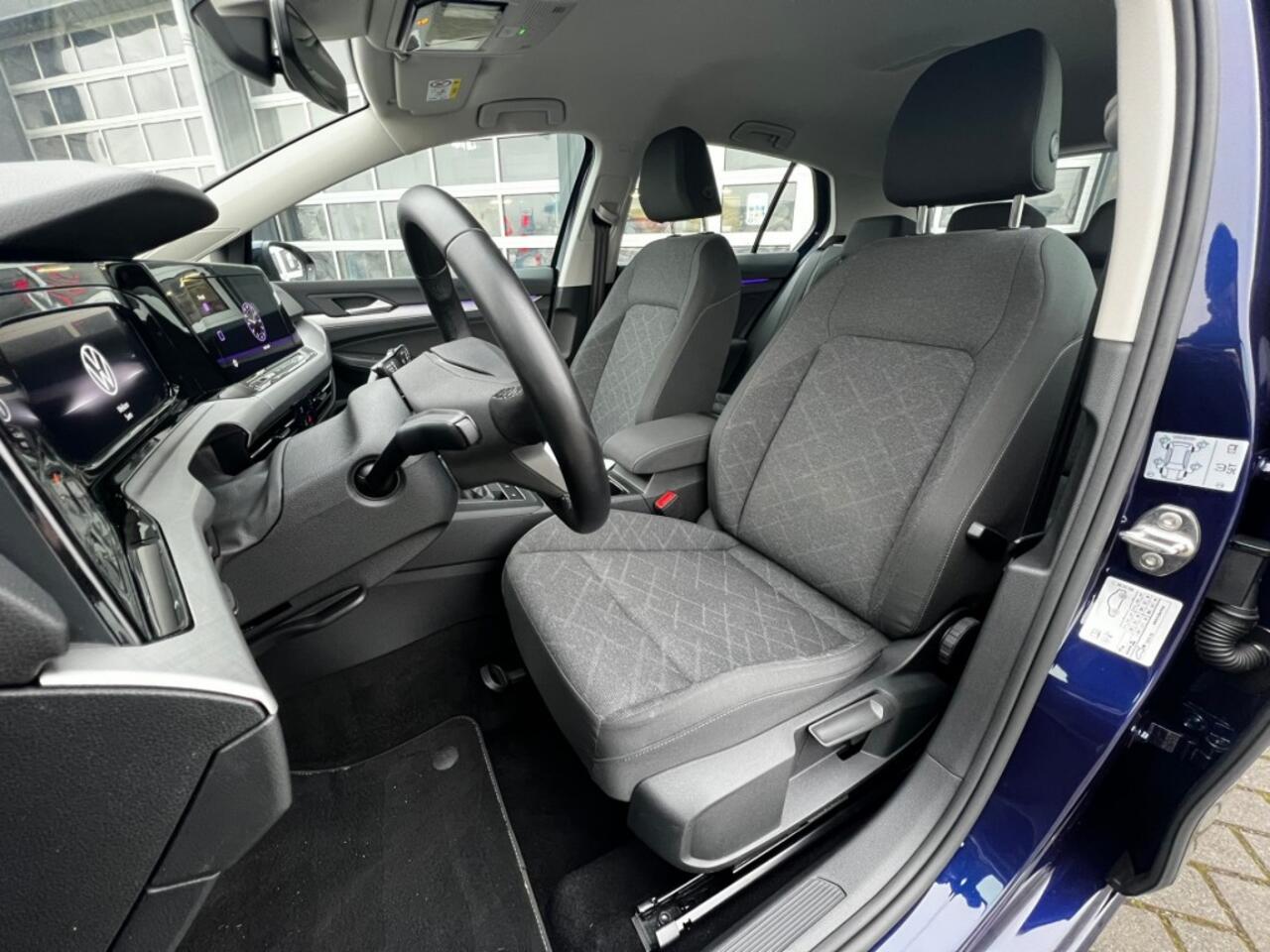 Volkswagen GOLF 1.5 TSI LIFE