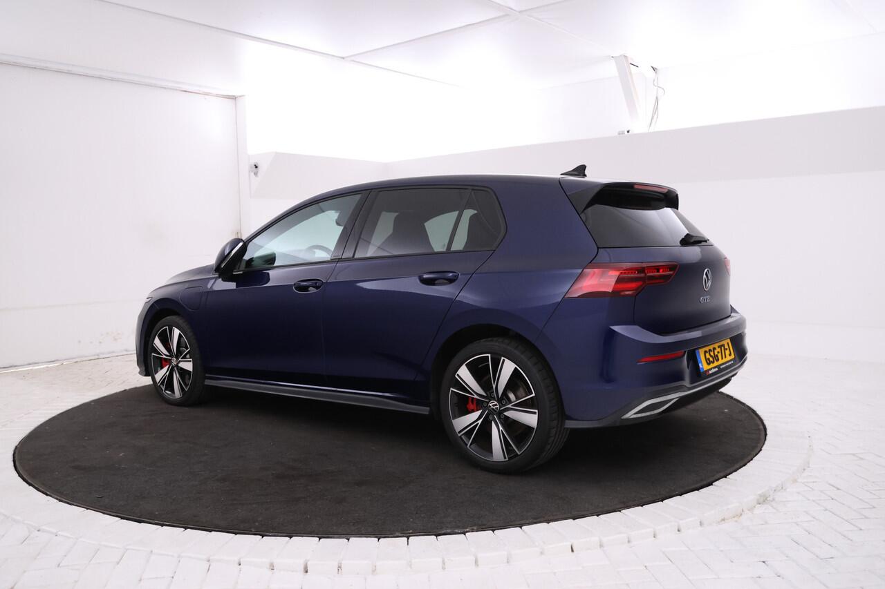 Volkswagen GOLF 1.4 eHybrid GTE Panorama, Mistlamen 18 inch, Fabrieksgarantie