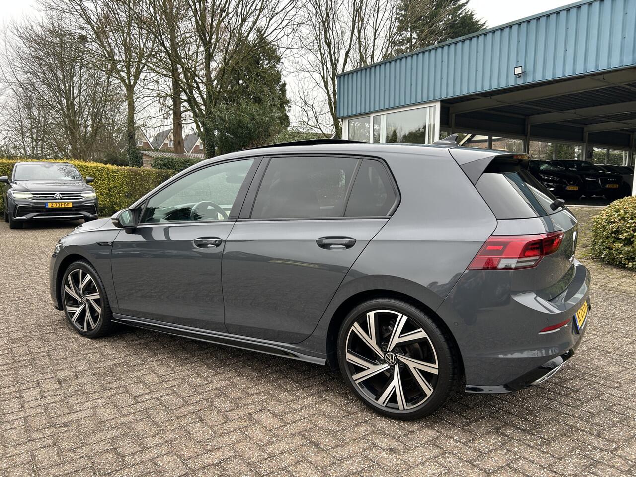 Volkswagen GOLF 1.5 TSI R-Line