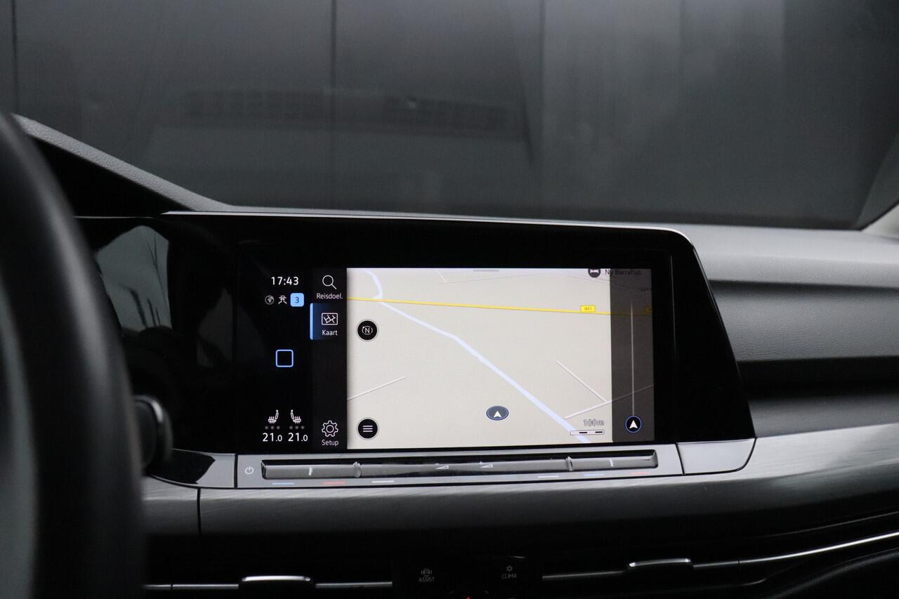 Volkswagen GOLF 1.5 TSI Style | MEMORY | PANODAK | HEAD-UP | CAMERA | NAVI | CRUISE |