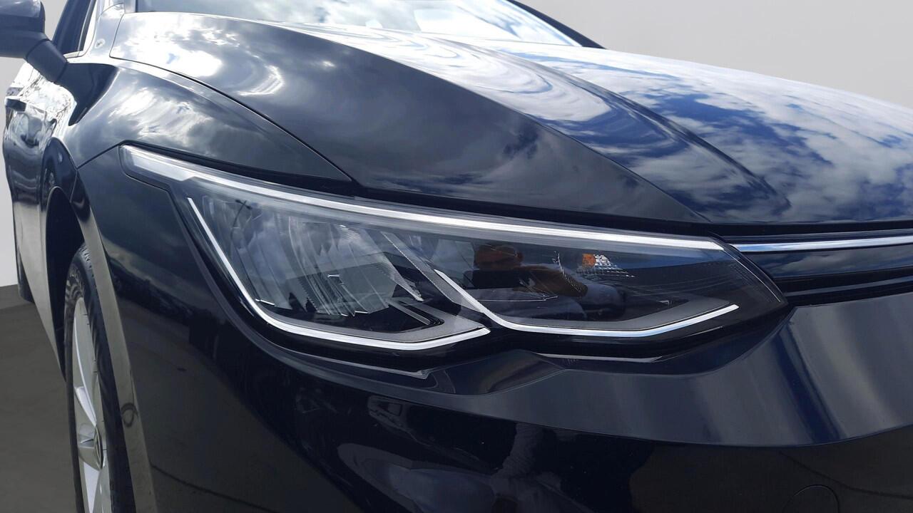 Volkswagen GOLF 1.0 TSI 110pk Life | Navigatie | App Connect | Parkeersensoren