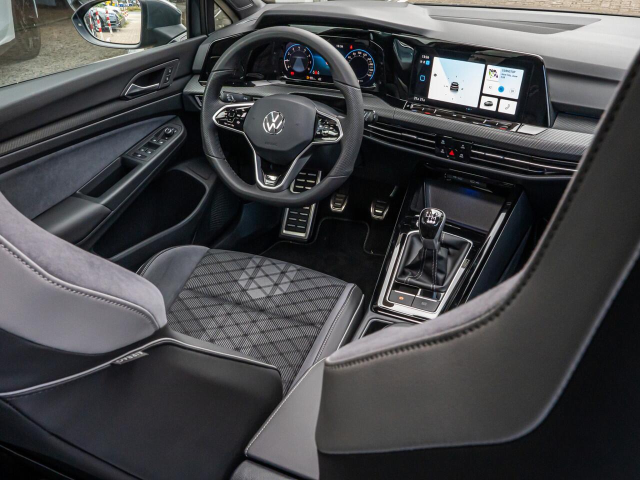 Volkswagen GOLF 1.5 TSI R-Line Business PANO IQ LIGHT MATRIX VIRTUAL DASBOARD LEDER ALCANTARA