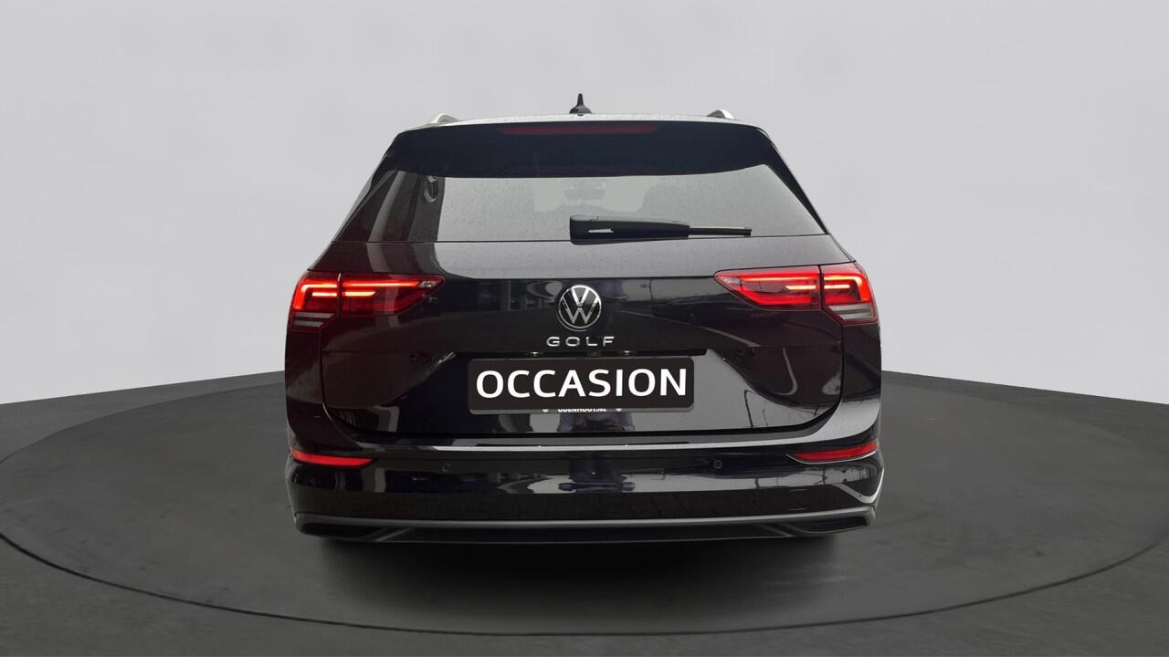 Volkswagen GOLF Variant 1.0 TSI Life Business | Ergo Stoelen | Camera | Navi | App Connect