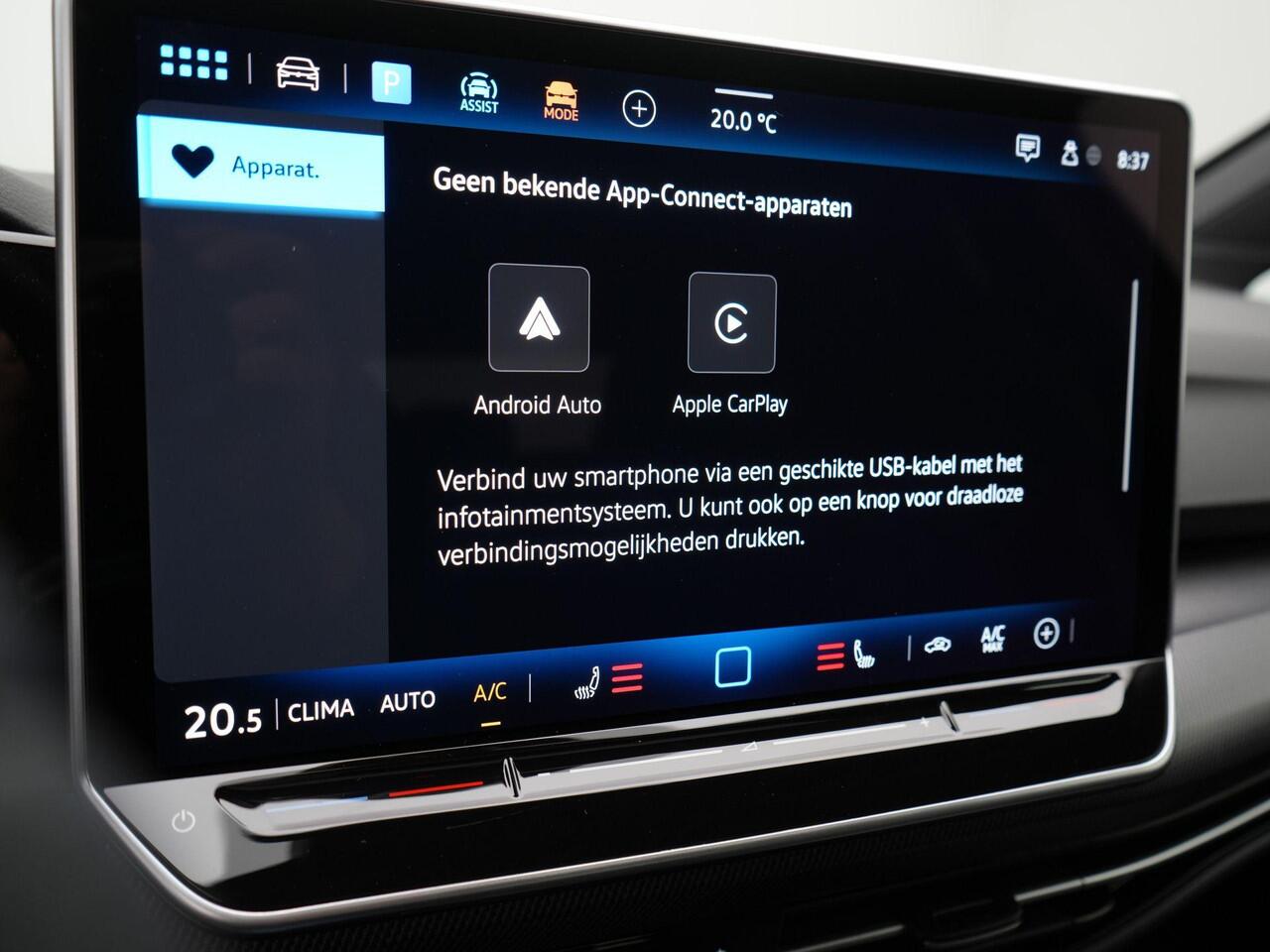 Volkswagen GOLF 1.5 eTSI 150 pk DSG R-Line Edition | Panoramadak | IQ Light | Head-up display | Adaptive Cruise | Stoelverwarming | 18 inch