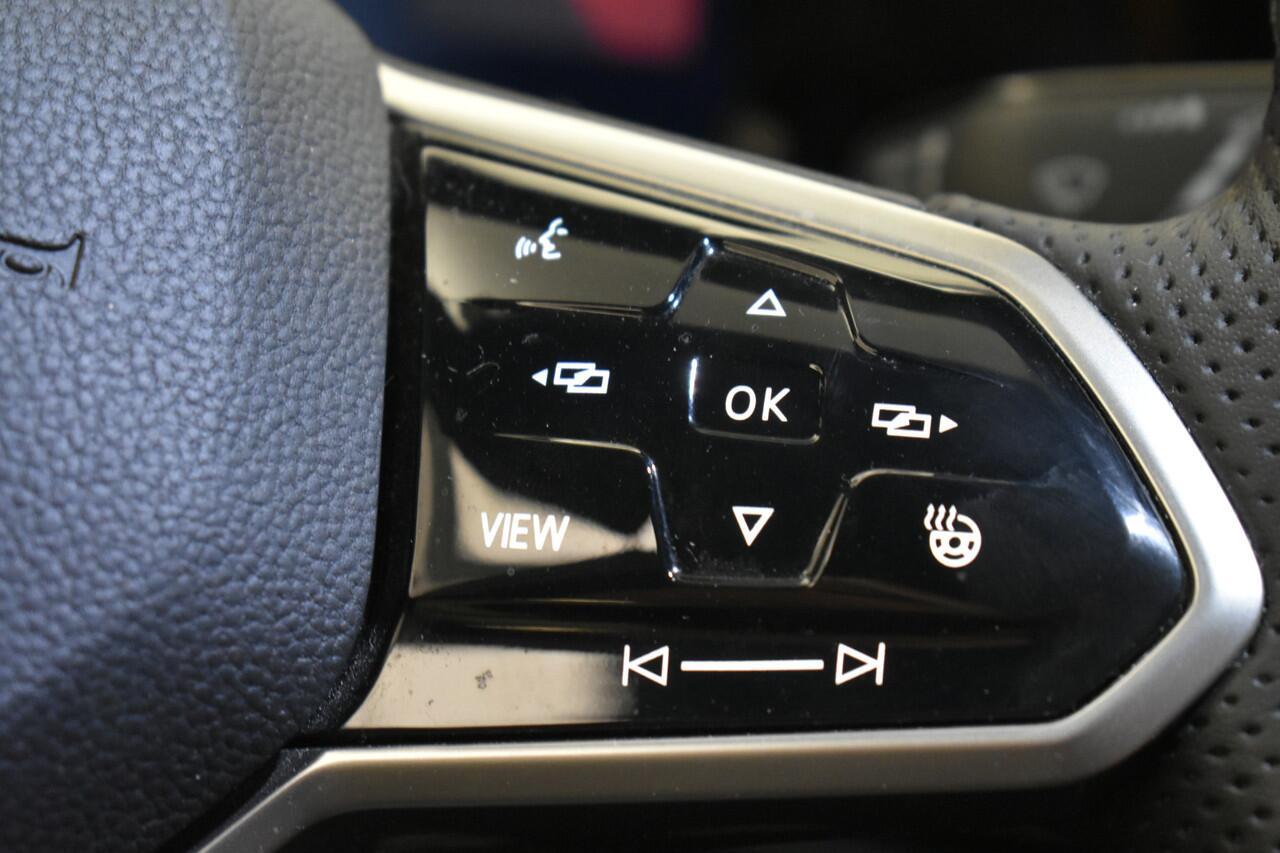 Volkswagen GOLF 1.4 eGTE 245PK El Trekh Camera Adaptive Cruise Carplay