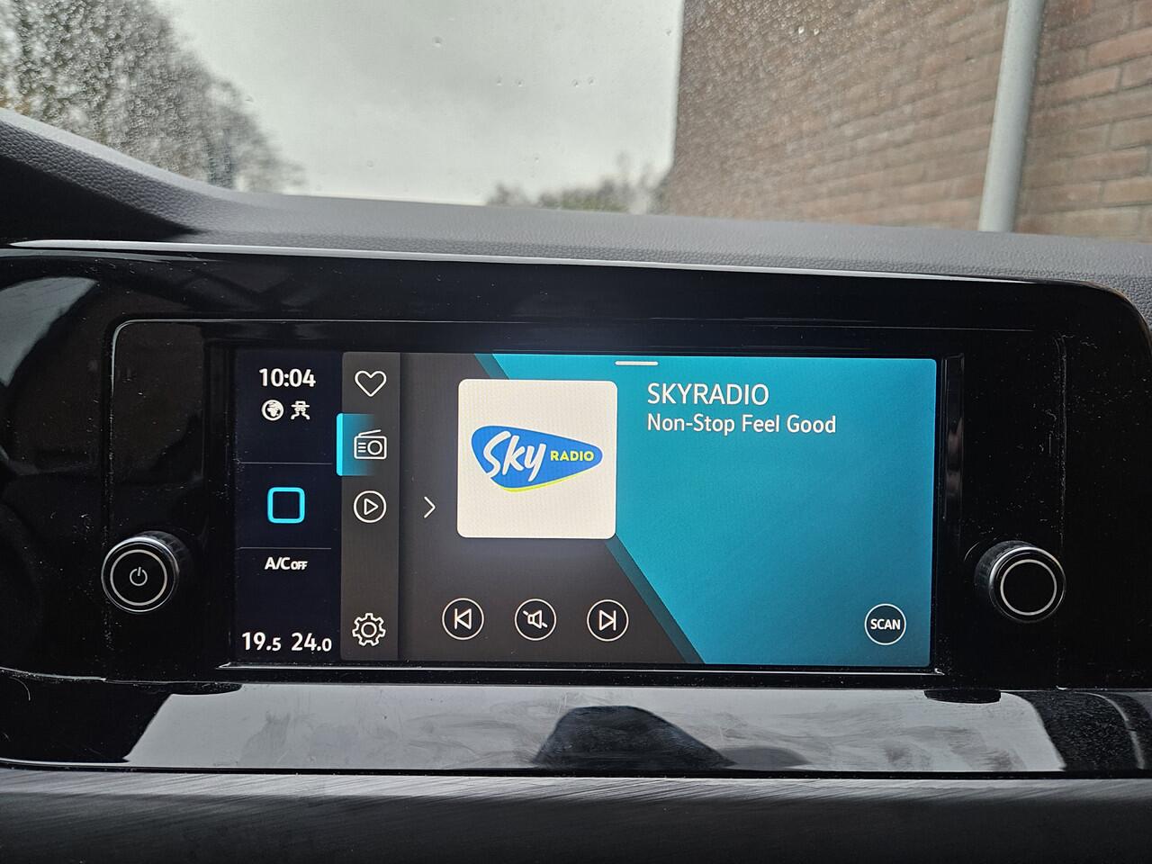 Volkswagen GOLF 1.5 eTSI Style