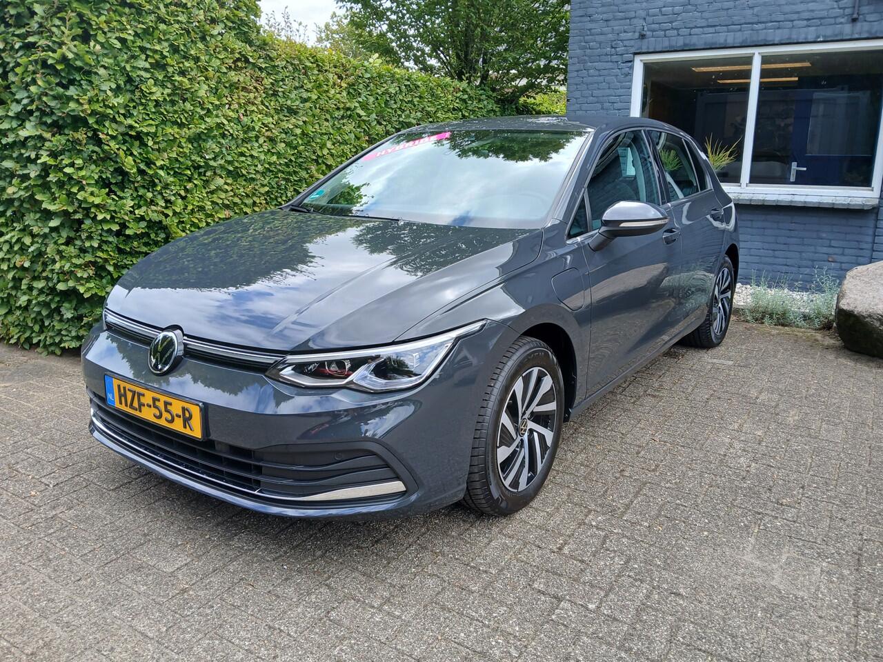 Volkswagen GOLF 1.4 eHybrid Style PHEV / camera / DSG / massage stoel /