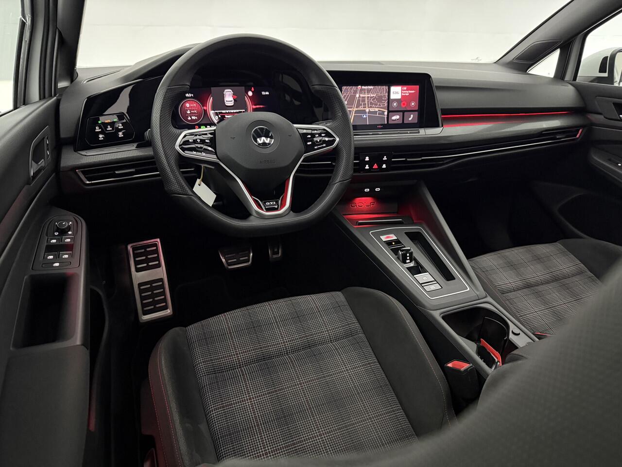 Volkswagen GOLF 2.0 TSI GTI 245PK | Pano | Sfeer | Virtual | Stoel/Stuur verw. | Adap. Cruise | Camera | Navi