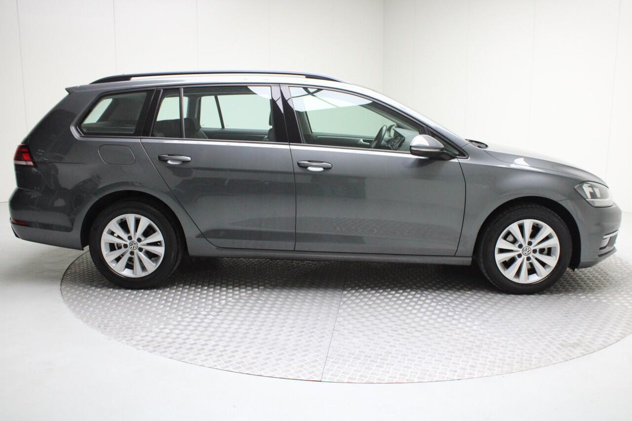 Volkswagen GOLF Variant 1.0 TSI Comfortline | climate control | pdc v/a | navigatie fullmap | carplay | cruise control adaptief | radio cd