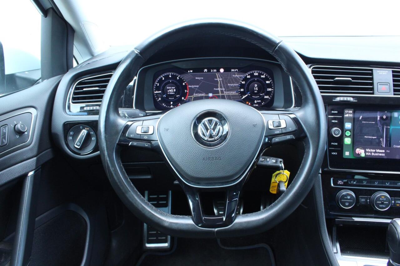 Volkswagen GOLF Variant 1.5 TSI DSG Highline PANO VIRTUAL CARPL ACC STUURVW '19