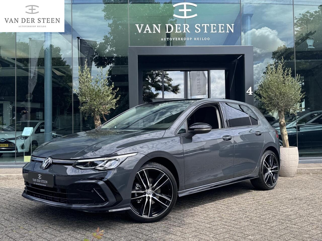 Volkswagen GOLF 1.0 eTSI Life Sportstoelen | Stoel-Stuurverwarming | Draadloze Telefoonlader