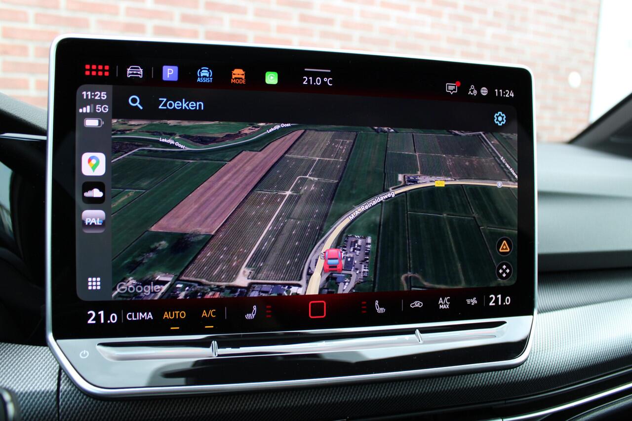 Volkswagen GOLF 2.0 TSI 300PK GTI CLUBSPORT |AKRAPOVIC|PANO-DAK|DCC-PRO|IQ-MATRIX|