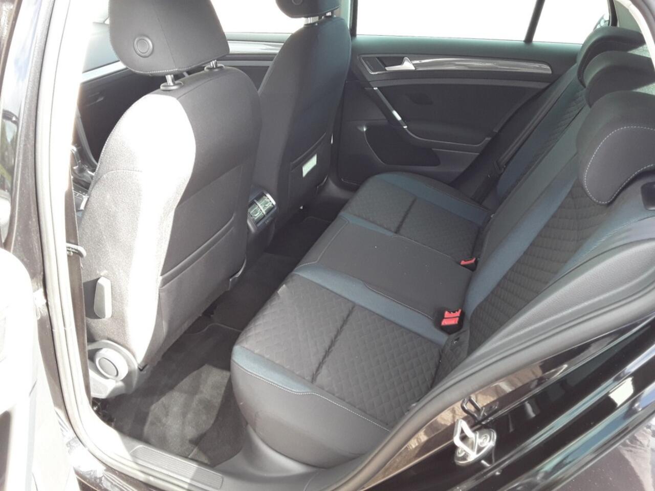 Volkswagen GOLF 1.5 TSI DSG / 1Q.DRIVE/ VIRTUAL / ACC