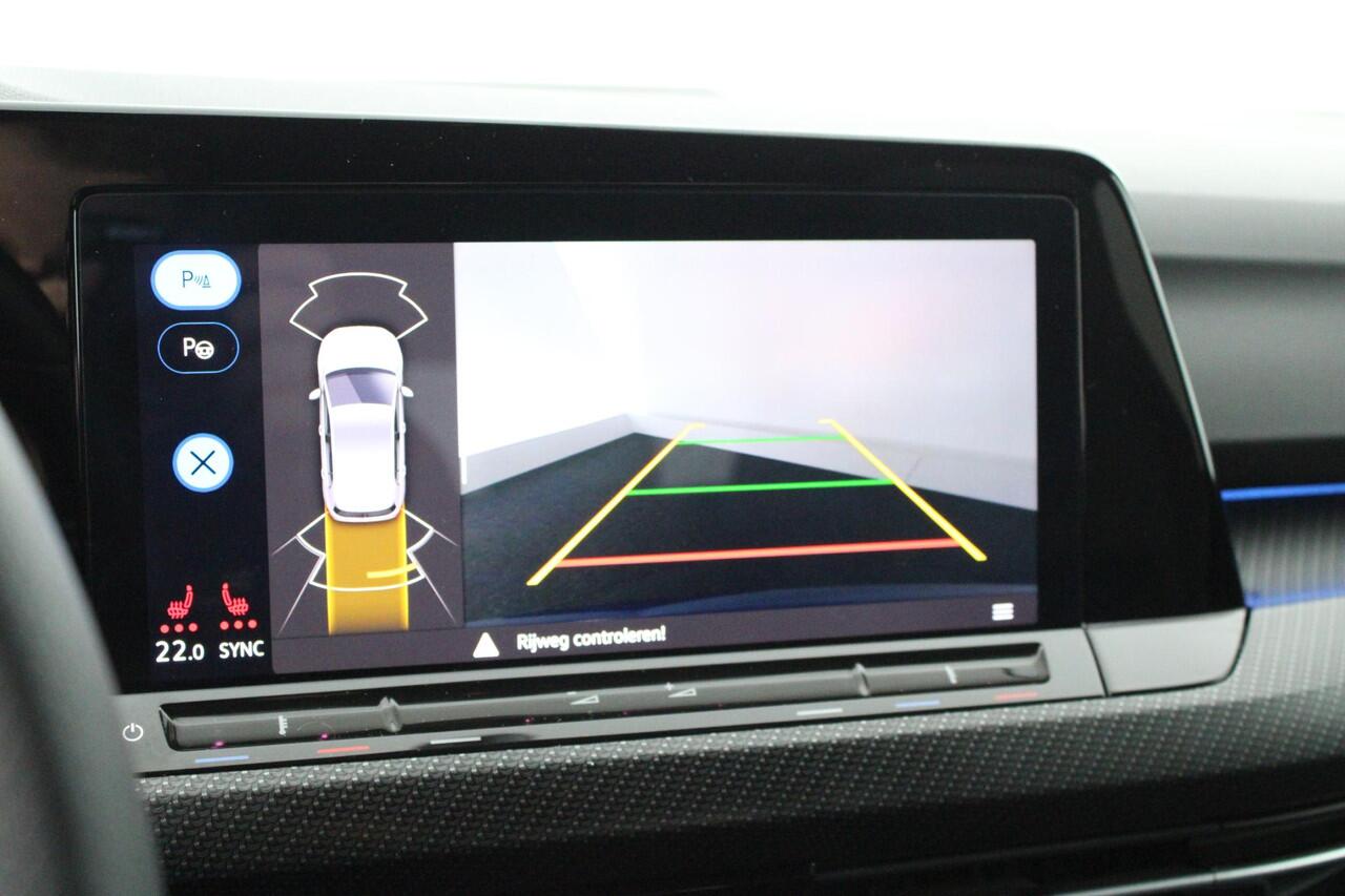 Volkswagen GOLF 2.0 TSI 320pk R 4Motion harman/kardon Camera DCC Head-Up Keyless Virtual Cockpit Navigatie