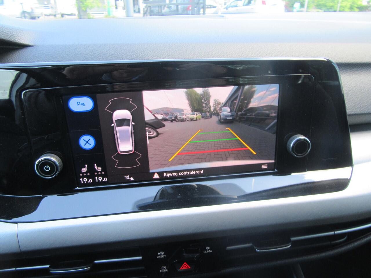 Volkswagen GOLF Variant 1.0 eTSI DSG Life, Navigatie, Camera, Standverw. 18 Inch