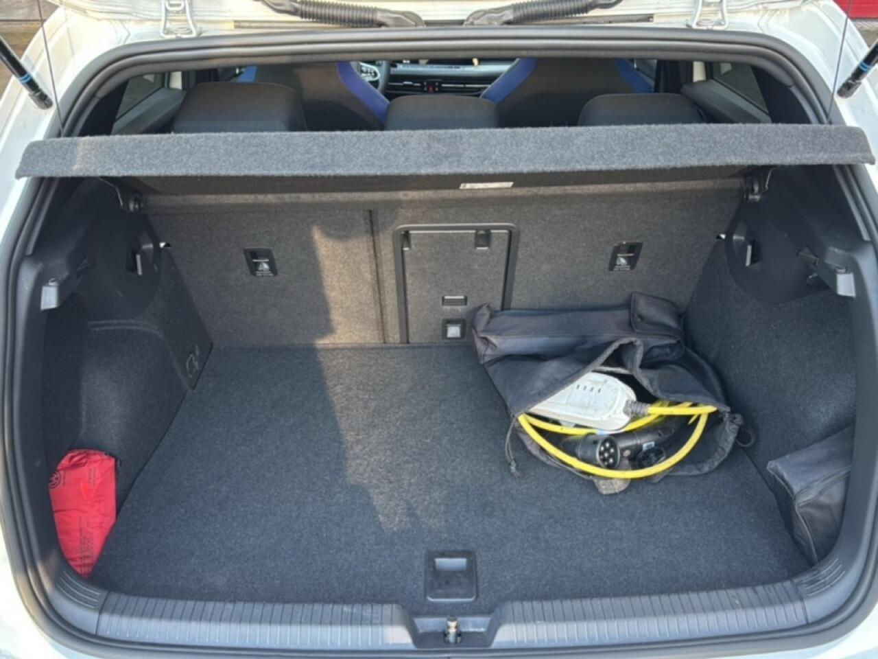 Volkswagen GOLF 1.4 TSI GTE EHYBRID PANO-DAK/IQ-LIGHTS/CAMERA/ACC/STOELVERW