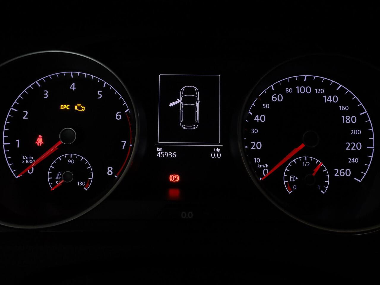 Volkswagen GOLF 1.0 TSI Comfortline 116 pk | Navigatie via App | Parkeersensoren | Adaptieve cruise control | Autom. airco | App connect |