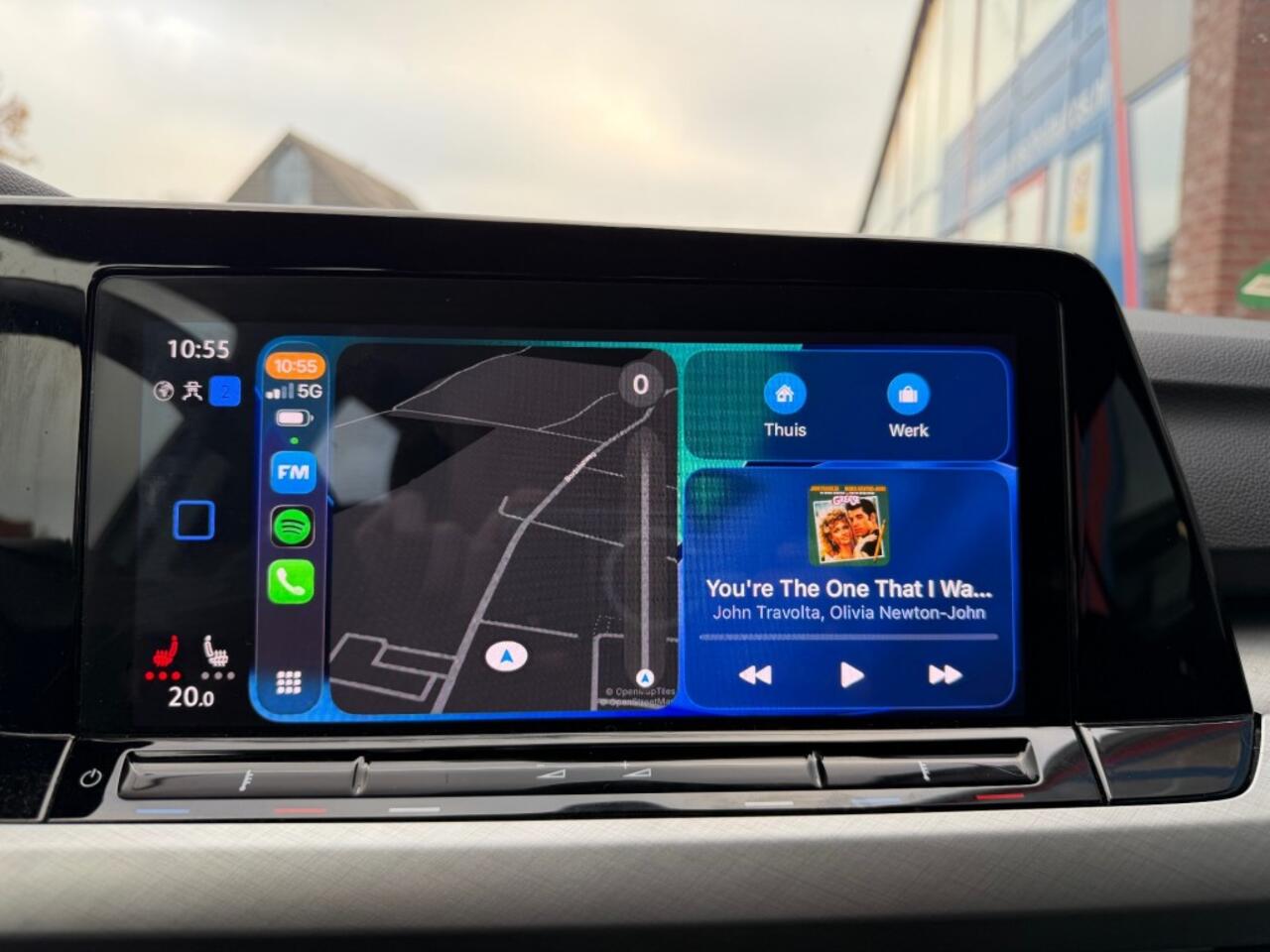 Volkswagen GOLF 1.5 eTSI Automaat Navi Carplay Camera Led Airco(ECC)