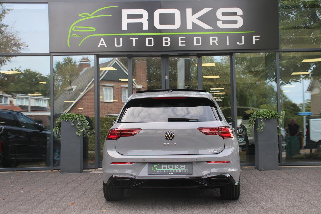 Volkswagen GOLF 1.5 eTSI R-Line Edition Navi/Camera/Keyless/Harman Kardon/Head-up/Sfeerverlichting/IQ/Matrix/Panoramadak/H-leder/18Inch