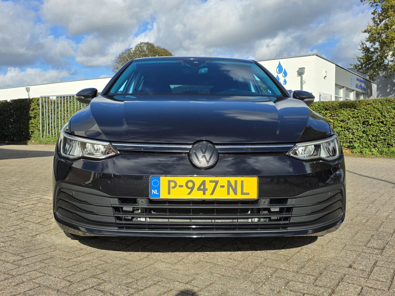Volkswagen GOLF 1.0 TSi, NL auto! Carplay! Digi Dash! Spoilerset! Zondag OPEN!