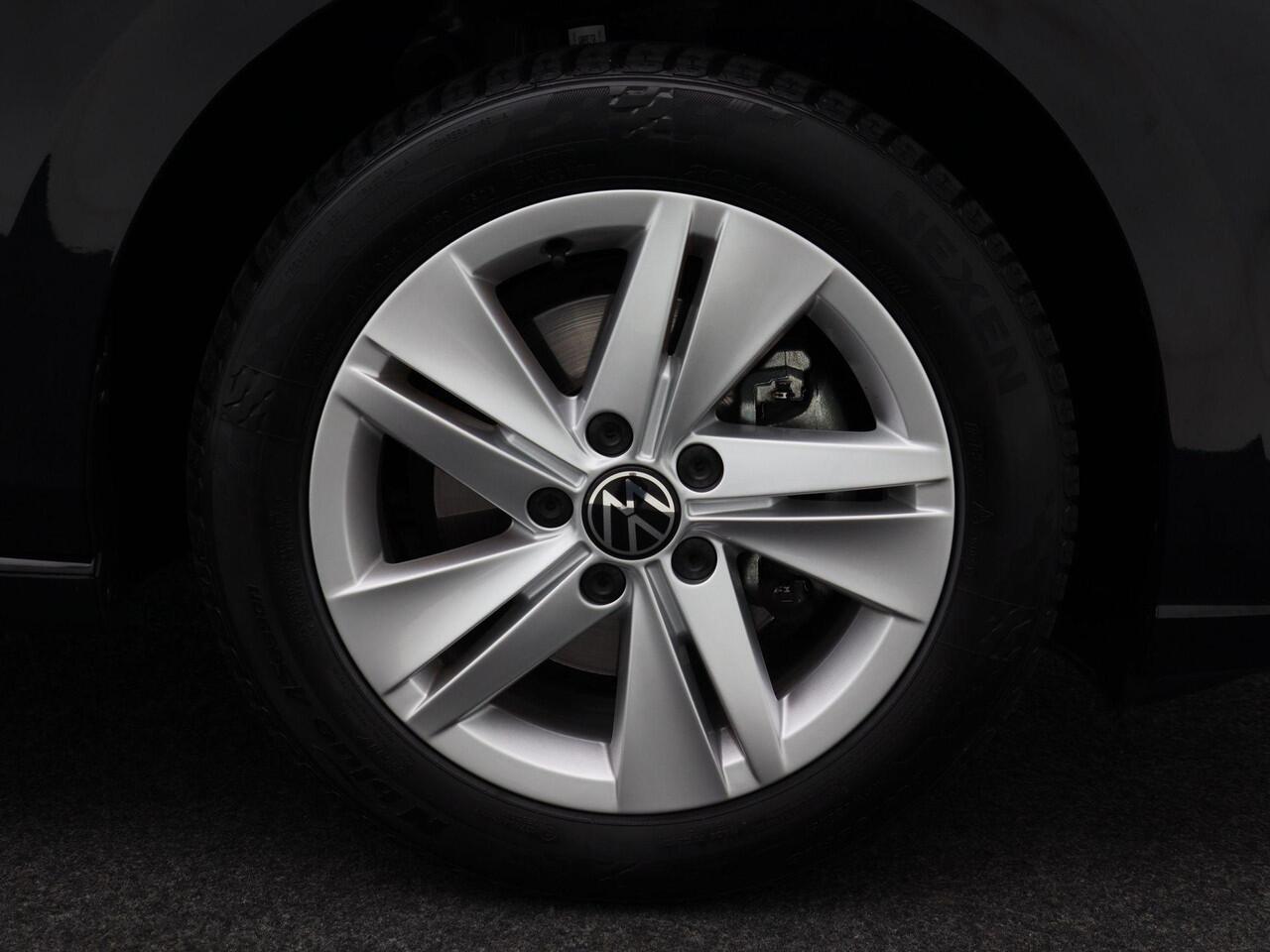 Volkswagen GOLF 1.0 eTSi 110 Pk Automaat Life | Adaptive Cruise | Climate | Parkeersensoren | Navigatie | Carplay | 68.916 Km!!