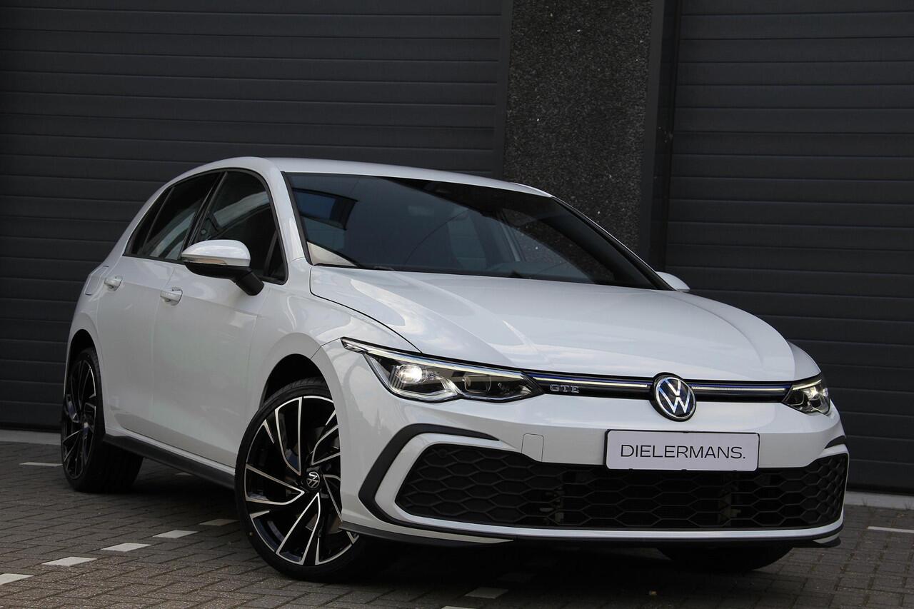 Volkswagen GOLF 1.4 eHybrid GTE 19" Adelaide | Sfeerverlichting | Apple Carplay | Parkeersensoren rondom | Nieuwstaat!