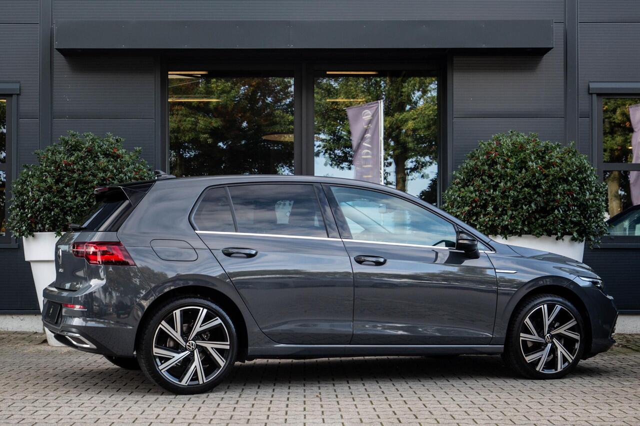 Volkswagen GOLF 1.5 eTSI Style