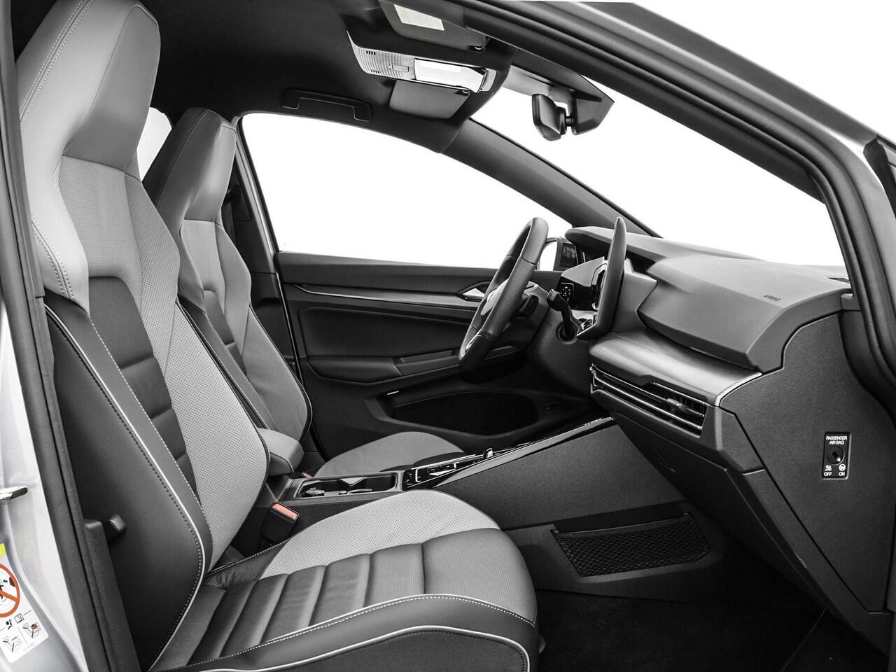 Volkswagen GOLF 1.5 eHybrid GTE 272pk DSG · 360 Camera · Head-Up · Keyless · Alarm · Inklap. Trekhaak · Stoelventilatie · Apple/Android Car Play · 18'' Inch · Garantie t/m 23-02-2030 of 100.000km