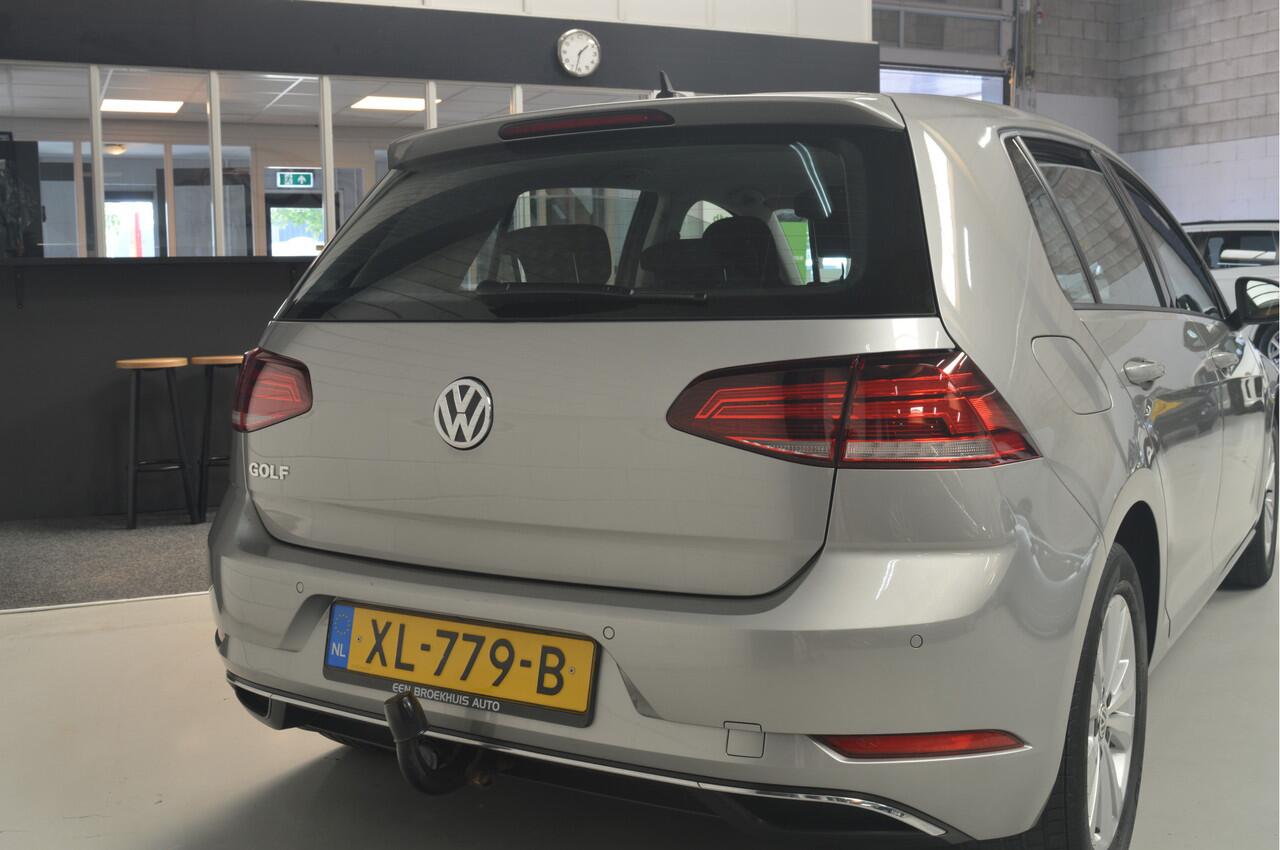 Volkswagen GOLF 1.0 TSI Comfortline // 117.000 km // CLIMA // ADAPTIVE CRUISE // TREKHAAK // NAVI //