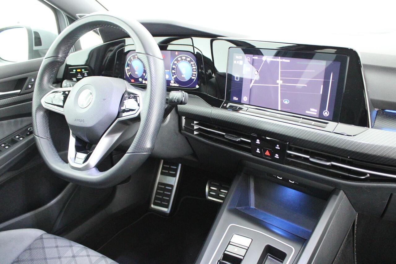 Volkswagen GOLF 1.5 eTSI 150pk DSG 2x R-Line harman/kardon Camera Virtual Cockpit Navigatie