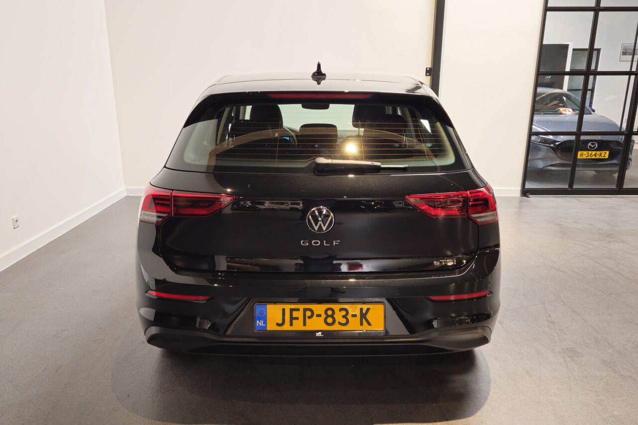 Volkswagen GOLF 1.0 eTSI Life Business - Apple Carplay/Android Auto draadloos - Adaptive Cruise - Virtual Cockpit