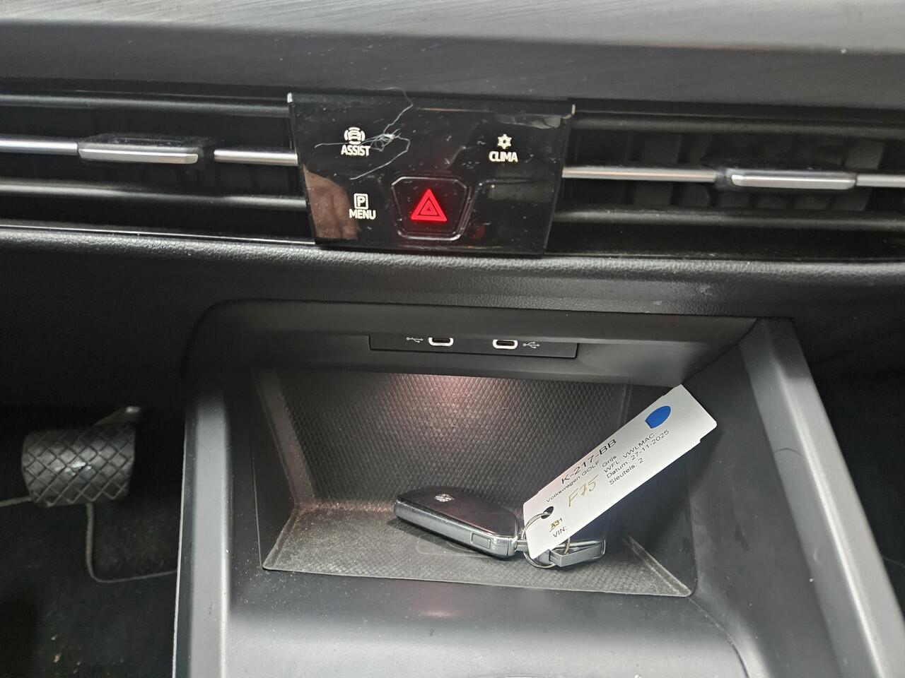 Volkswagen GOLF 1.5 eTSI Style