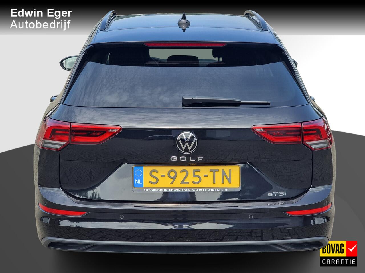 Volkswagen GOLF Variant 1.0 eTSI Life | Elektrische Trekhaak | Ad cruise control | Apple Carplay/Android | Camera | Led