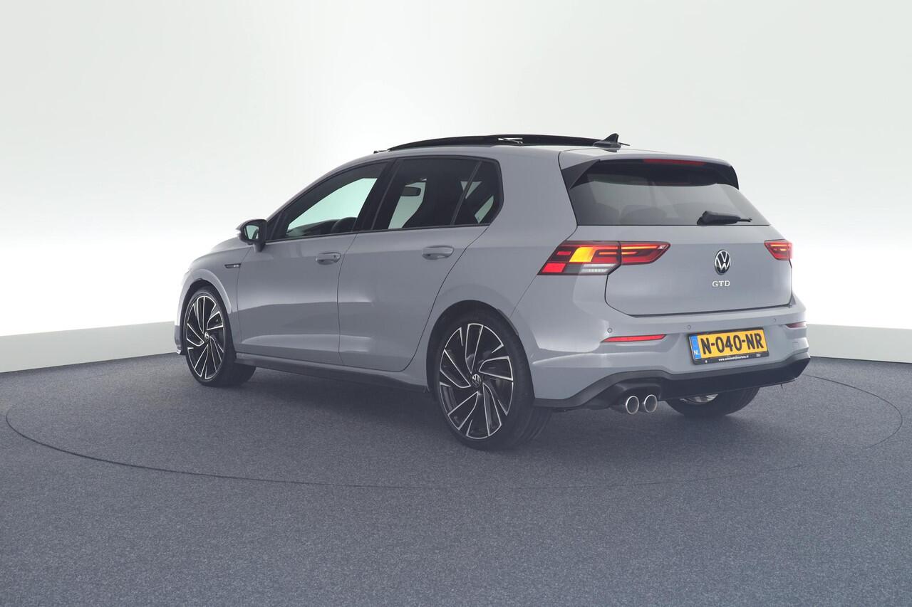 Volkswagen GOLF 2.0 TDI 200pk DSG GTD Panoramadak Camera Virtual Cockpit Navigatie