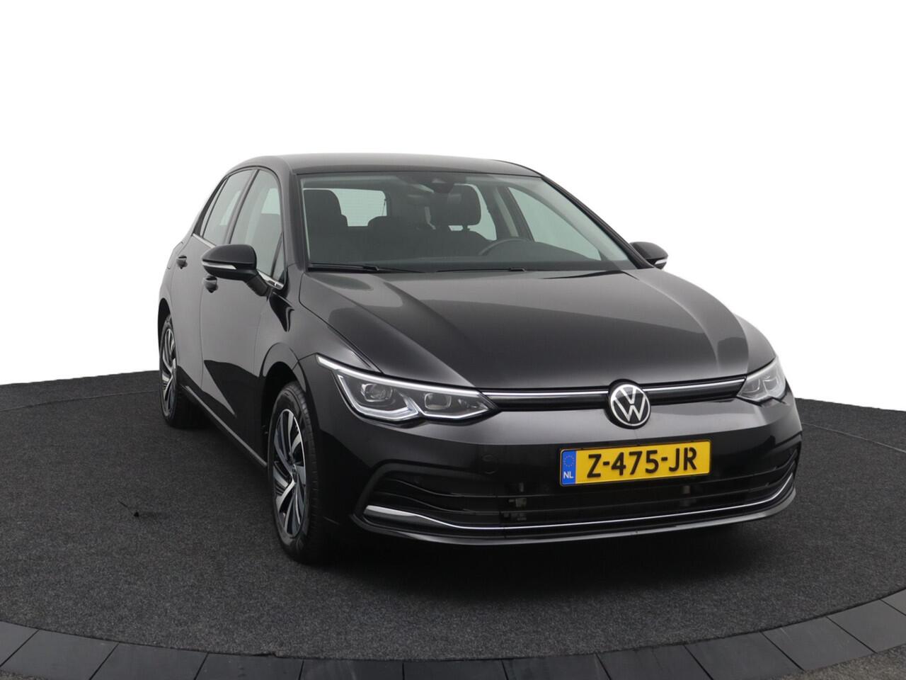 Volkswagen GOLF 1.4 eHybrid Style - Adaptive Cruise - Stoel/Stuurverwarming - DAB - Navigatie - Apple Carplay/Android Auto - Trekhaak Virena Zekerheidspakket ¤895,-