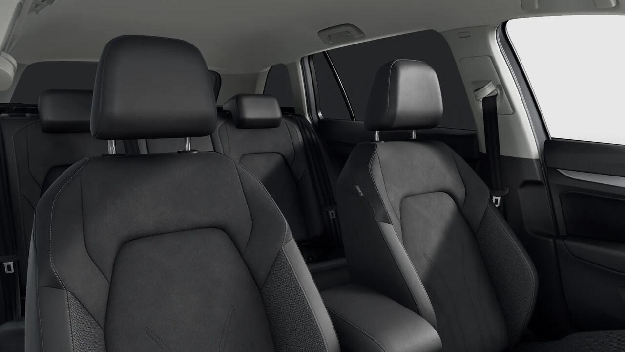 Volkswagen GOLF Variant 1.5 eTSI 116 7DSG Life Edition Automaat | Panoramisch schuif-, kanteldak, elektrisch bedienbaar