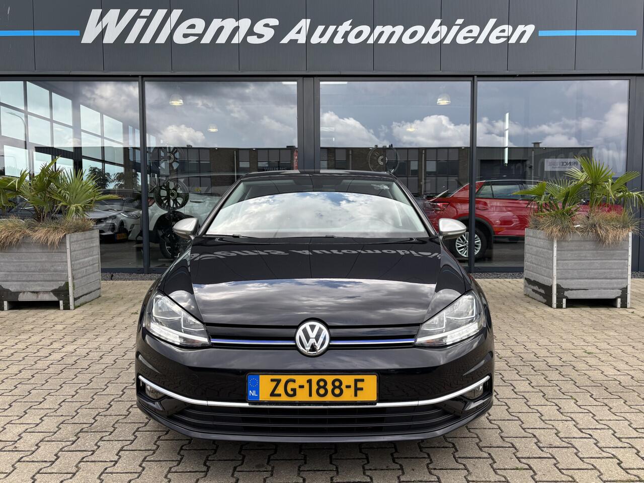Volkswagen GOLF 1.5 TSI Comfortline Afneembare Trekhaak, Adaptive Cruise & App-Connect