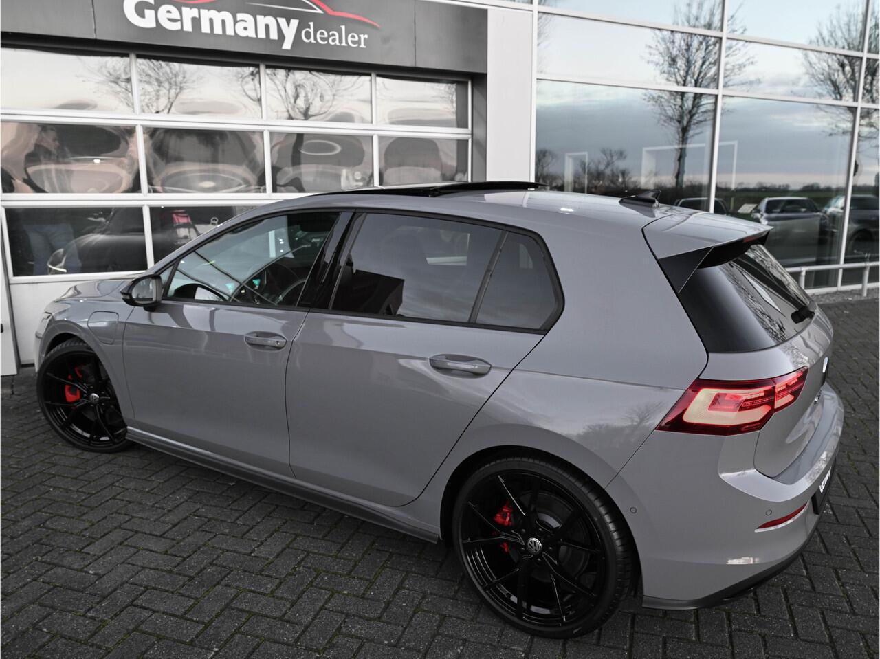 Volkswagen GOLF 1.4 eHybrid 245PK GTE Pano IQ-Light Stoel-verw+koeling Tr-Haak Mist-Led VOL!!