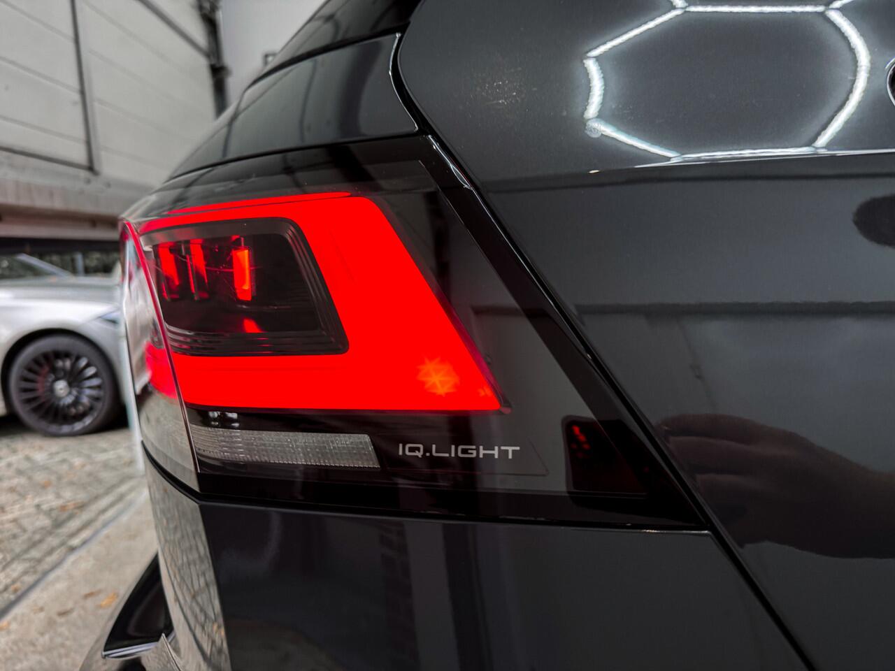 Volkswagen GOLF 2.0 TSI GTI Clubsport IQ|Akrapovic|360camera||HUD|H/K|Panorama