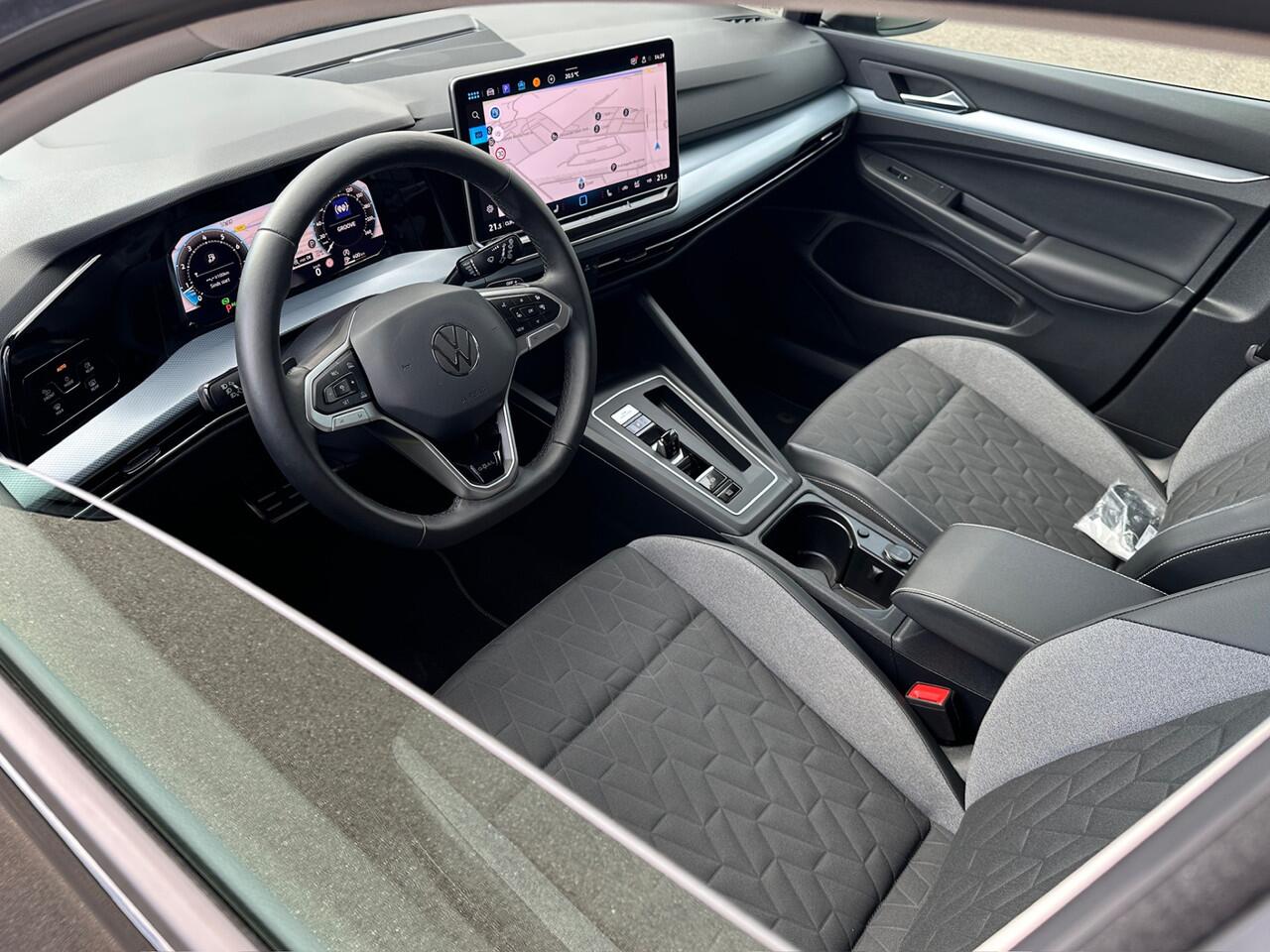 Volkswagen GOLF Variant 1.5 eTSI 150pk DSG Goal | Facelift | Trekhaak | 360 Camera | Dode hoek | Dode hoek | Rijklaar incl. garantie