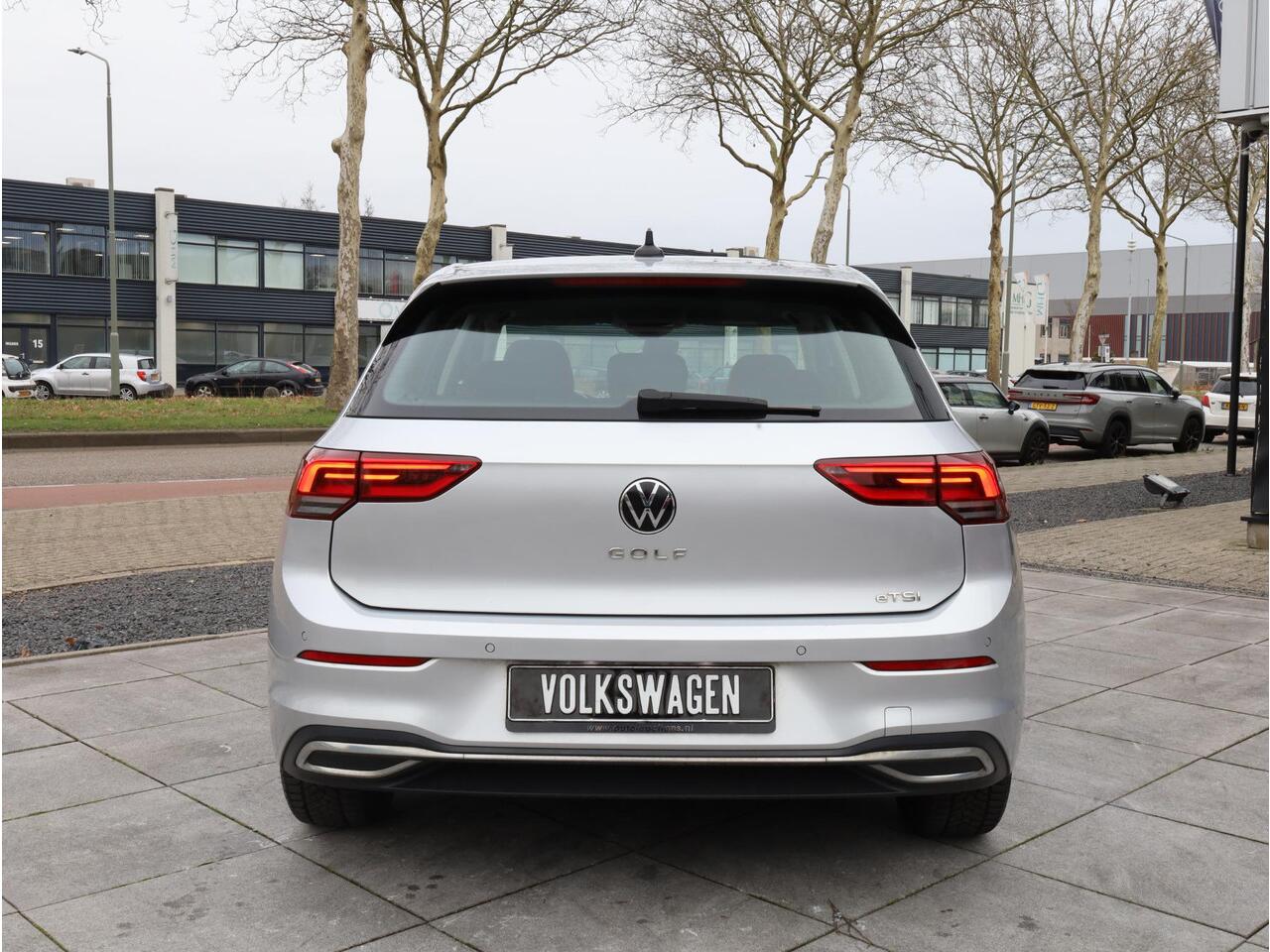 Volkswagen GOLF 1.4 eHybrid PHEV 204PK | Adaptive Cruise | Carplay/Android | Memory | Stoel&Stuurverwarming | Trekhaak Elektrisch |