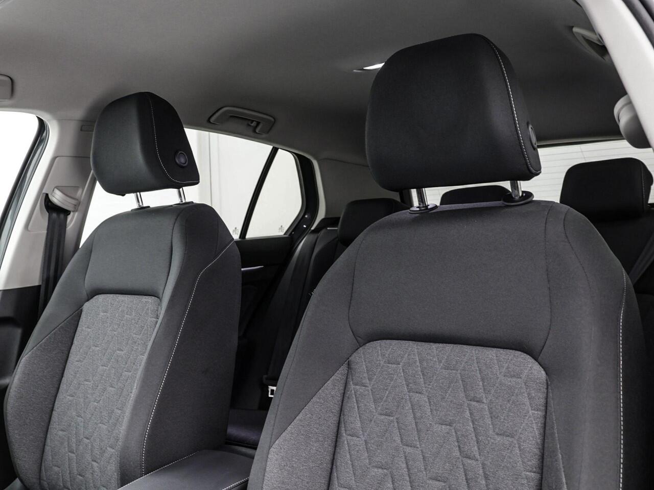 Volkswagen GOLF 1.5 204pk DSG eHybrid Life Edition · Camera · Keyless · Apple/Android Car Play · Stoel& Stuurverwarming · 18'' Inch · Garantie t/m 27-05-2029 of 100.000km