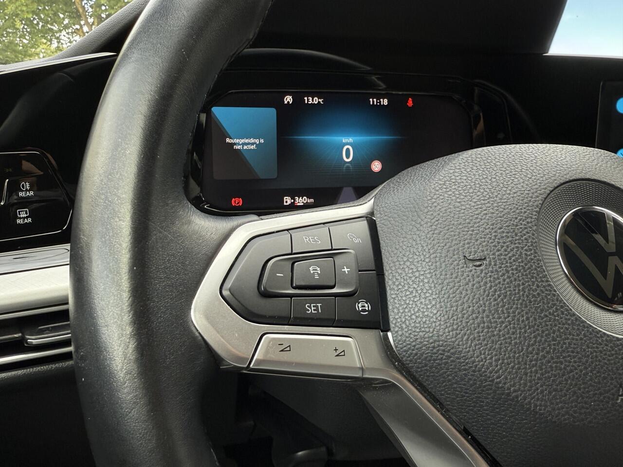 Volkswagen GOLF 1.5 TSI Style | ACC | PDC V+A | Navi | Clima | Led Koplampen | LM Velgen | RIJKLAARPRIJS INCL 12 MAANDEN GARANTIE EN BEURT