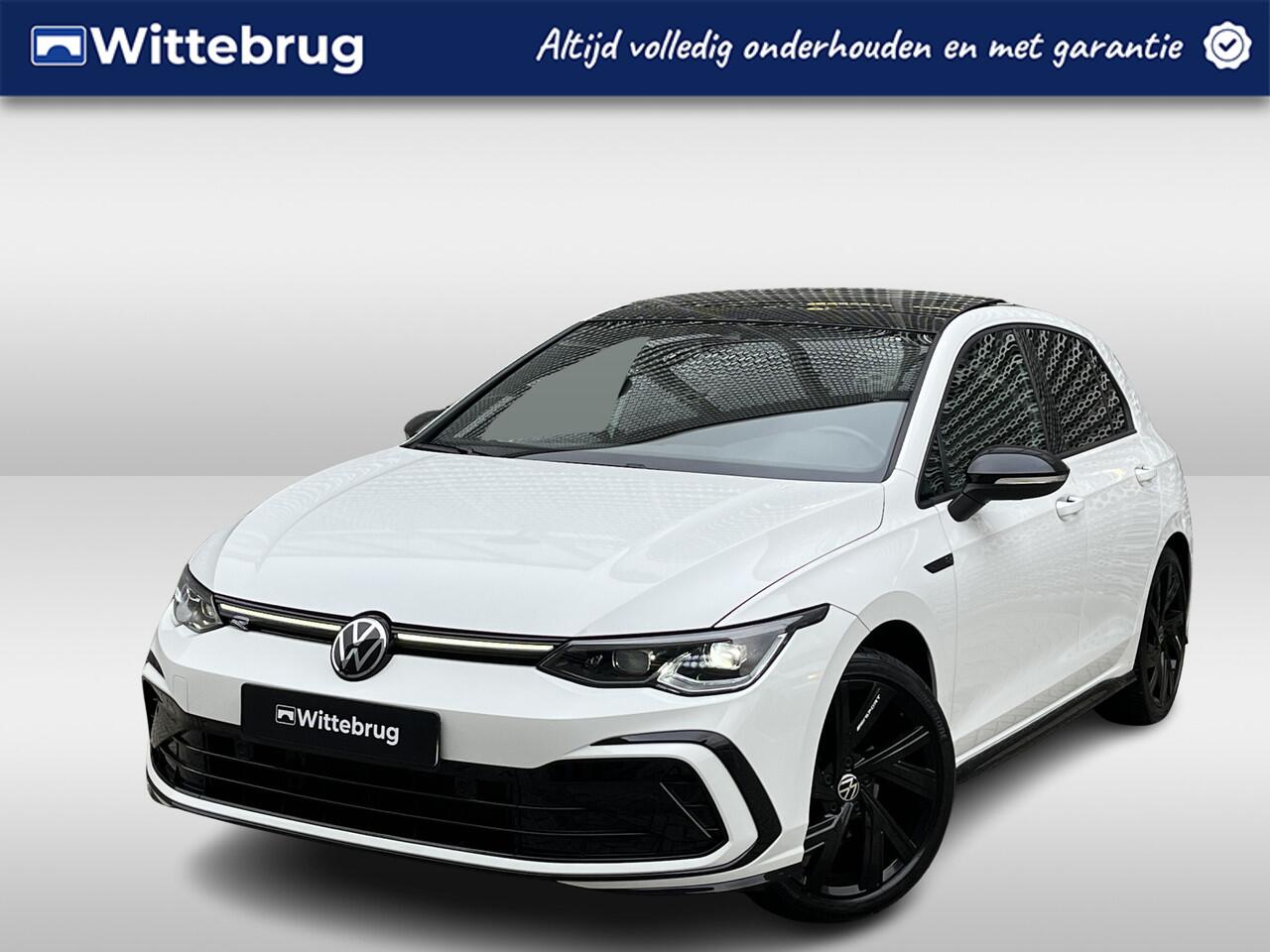 Volkswagen GOLF 1.5 eTS 131PK I R-Line Business+ / Panoramadak / R-Line Interieur + Exterieur / LED Matrix / Achteruitrijcamera / Stuur + Stoelverwarming