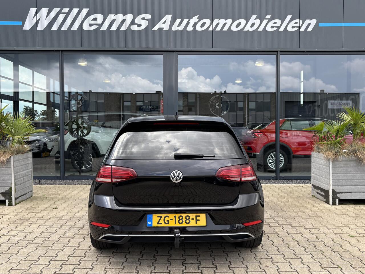 Volkswagen GOLF 1.5 TSI Comfortline Afneembare Trekhaak, Adaptive Cruise & App-Connect