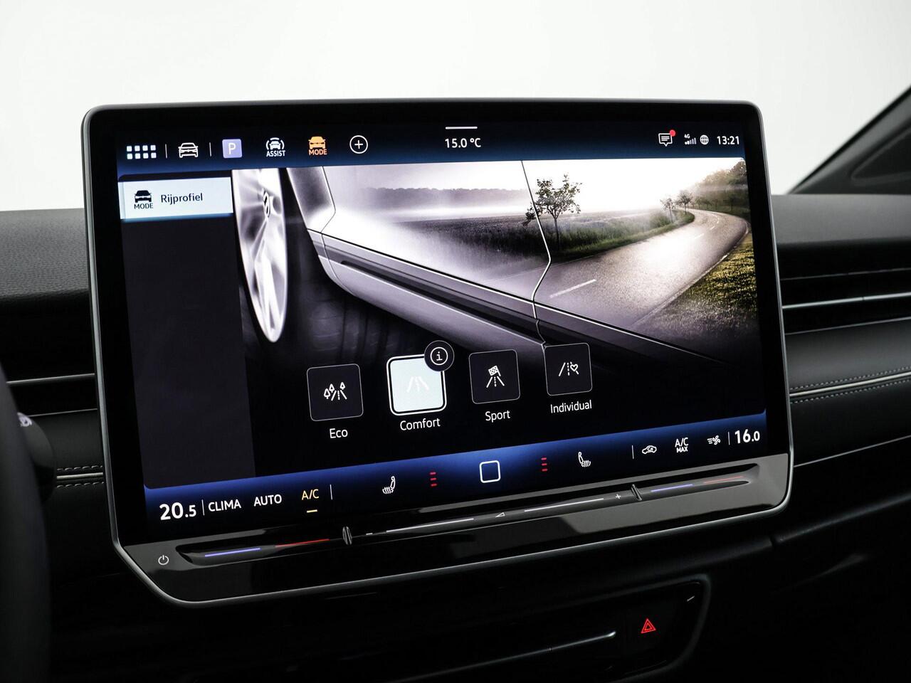 Volkswagen ID ID.7 Tourer Pro Limited Edition 77 kWh accu 286PK · verwarmd stuurwiel · Draadloze telefoonlader · Prijs is inclusief inruilpremie ·