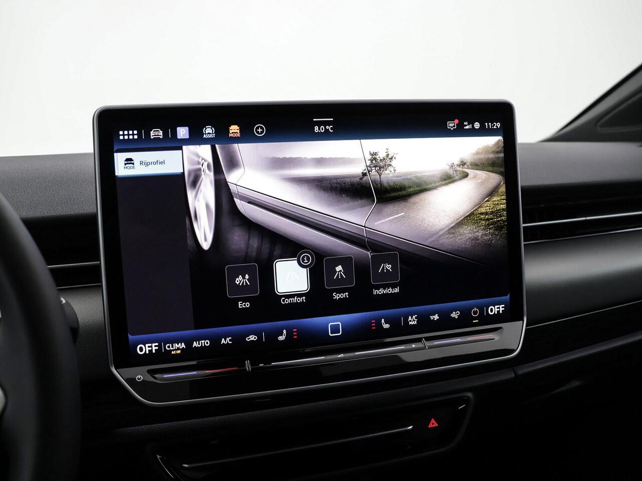 Volkswagen ID ID.7 Tourer Limited Edition 77 kWh accu 286 pk · verwarmd stuurwiel · Draadloze telefoonlader · Prijs is inclusief inruilpremie ·